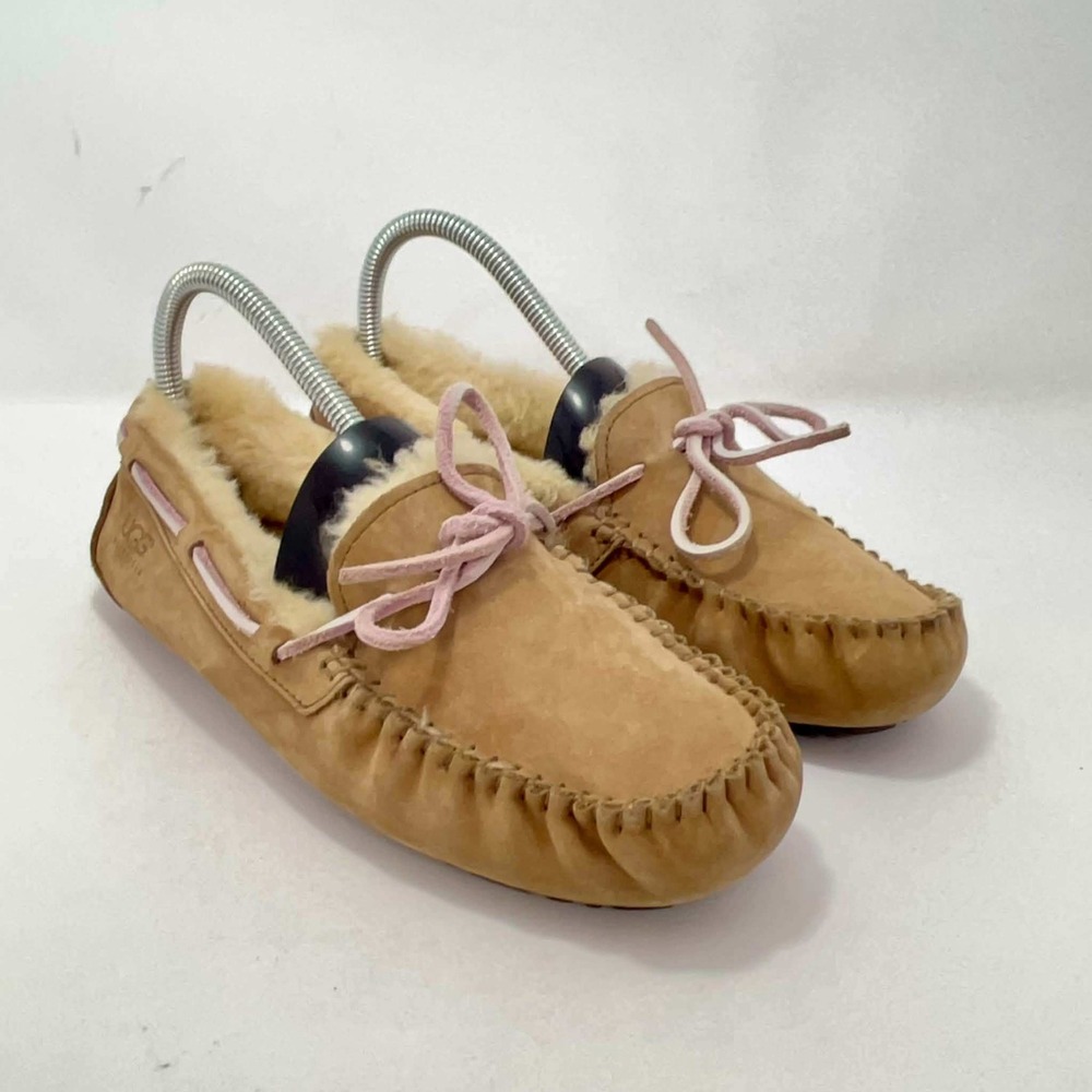 UGG Australia Dakota Moccasin Slippers Chestnut Suede Pink Bow 5612 Womens 7
